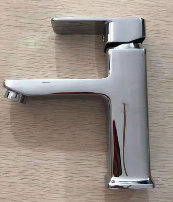 SS304 162*53*159mm het Sanitaire Opgezette Enige Handvat van de Warentapkraan Dek