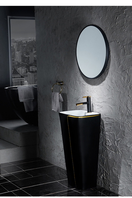 Het ceramische 525*430*860mm Sanitaire Één stuk van het Warenbassin met Zwart Toilet