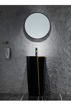 Het ceramische 525*430*860mm Sanitaire Één stuk van het Warenbassin met Zwart Toilet