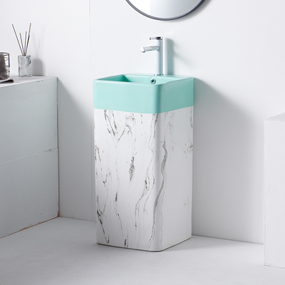 De zelfreinigende Rechthoekige Ceramische Gootsteen van de het Voetstukbadkamers van het Wasbassin